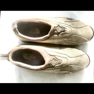 The North Face Women’s Suede Hiking Shoes Size 7.5